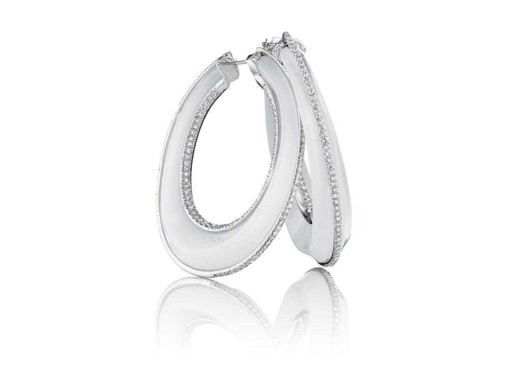 white-hoops-agate-hoops-with-diamonds-high-end-jewelry-luxury-jewelry-hammerman-jewels-nyc