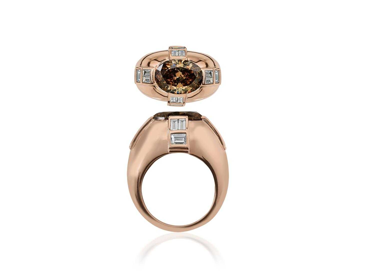 Fantastic Oval Cognac Diamond Deco Ring